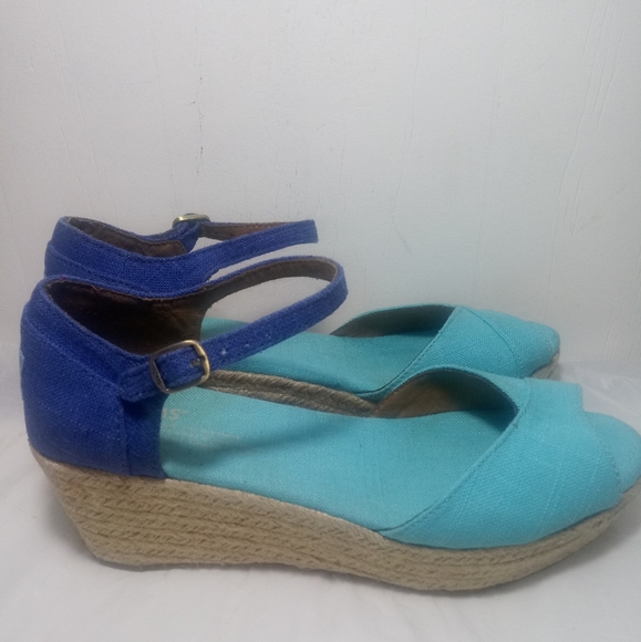 Tom's wedges. ➗➗➗ - Picture 2 of 7